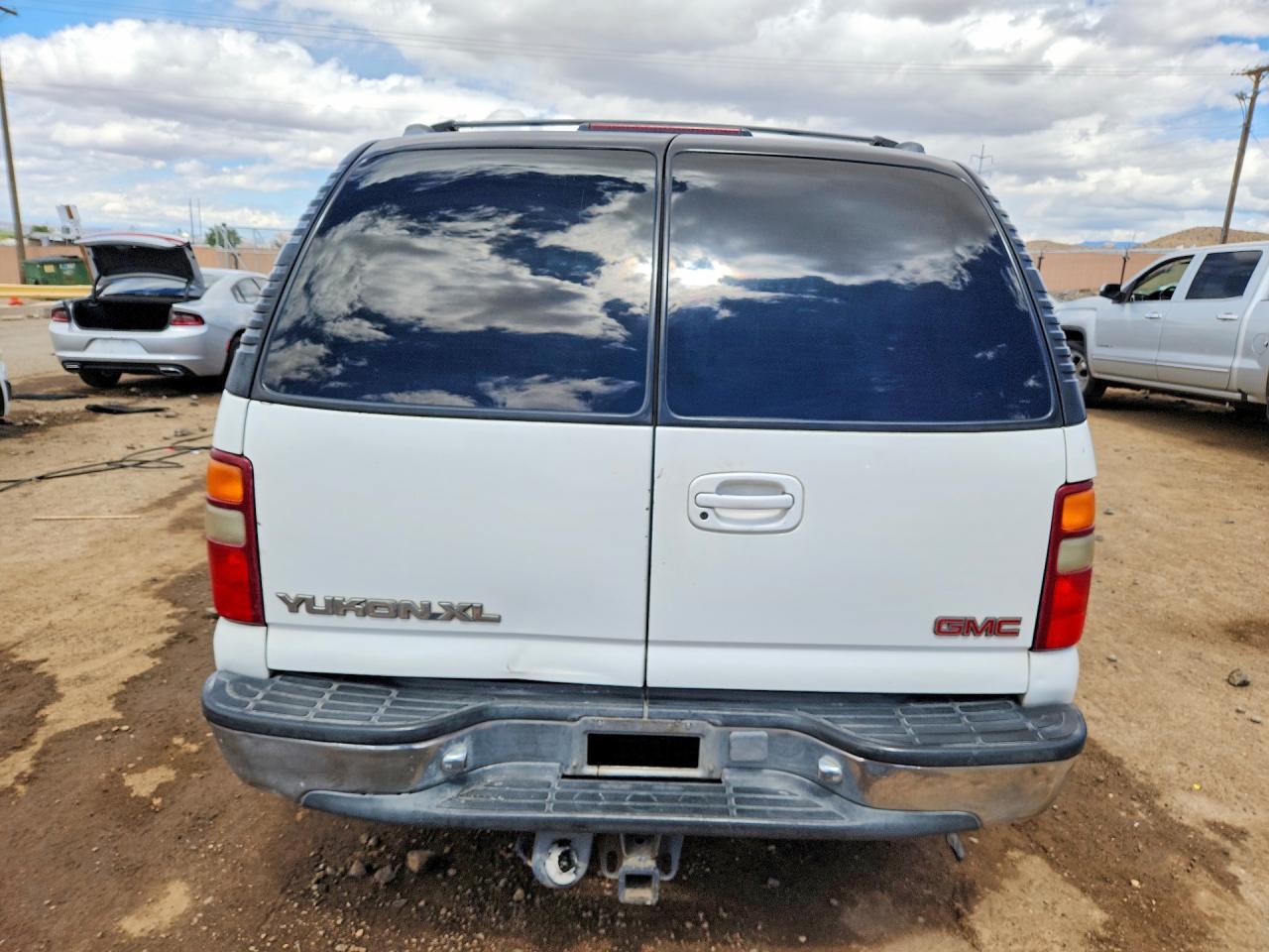 2001 GMC Yukon Xl K1500 - Image 6