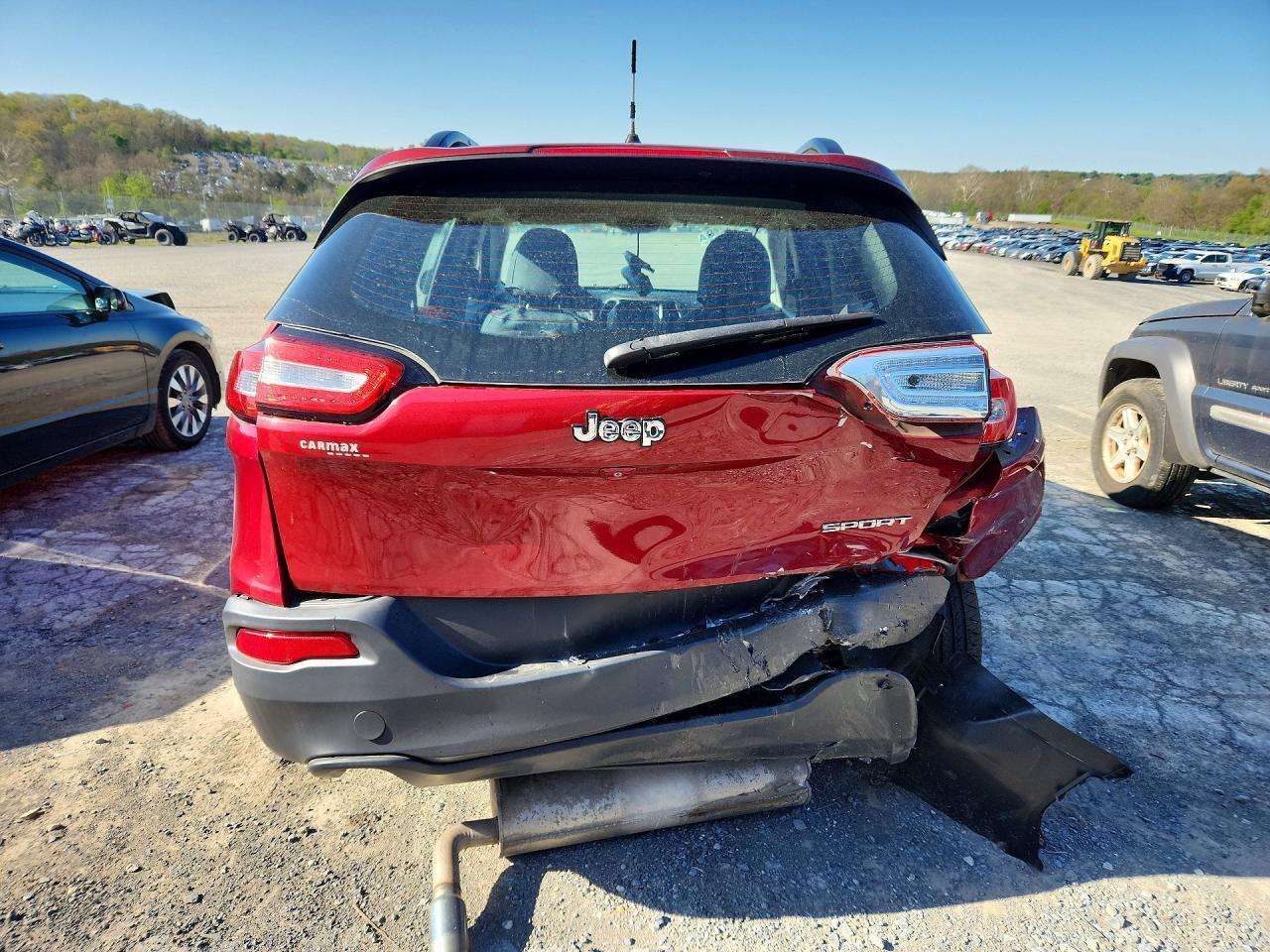 2016 Jeep Cherokee Sport - Фото 6