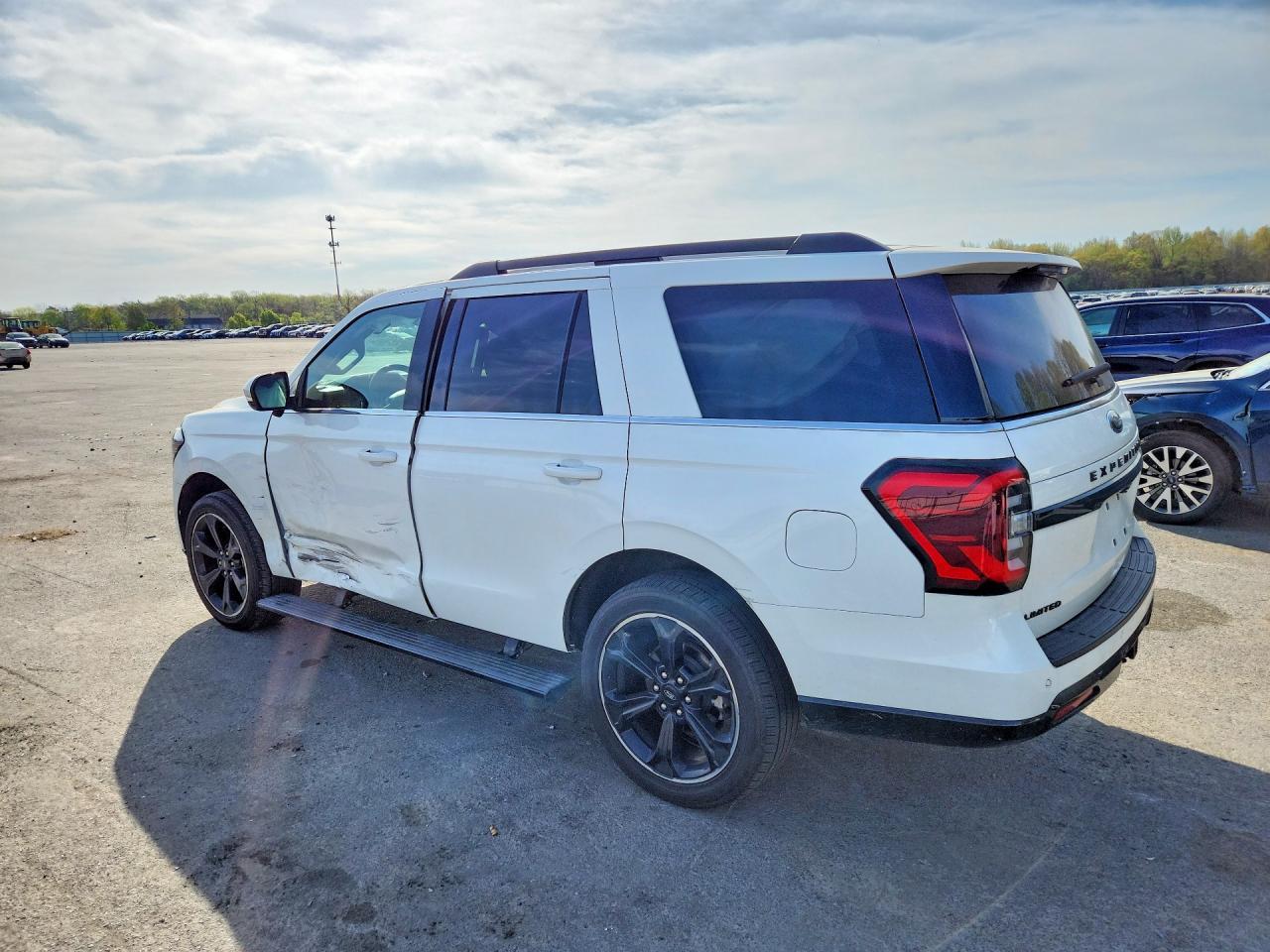 2023 Ford Expedition Limited - Image 2