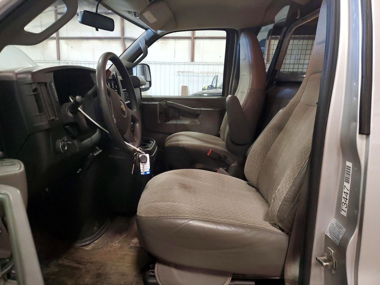 2021 Chevrolet Express G3500 Ls 6.6L V-8 Passenger - Image 7