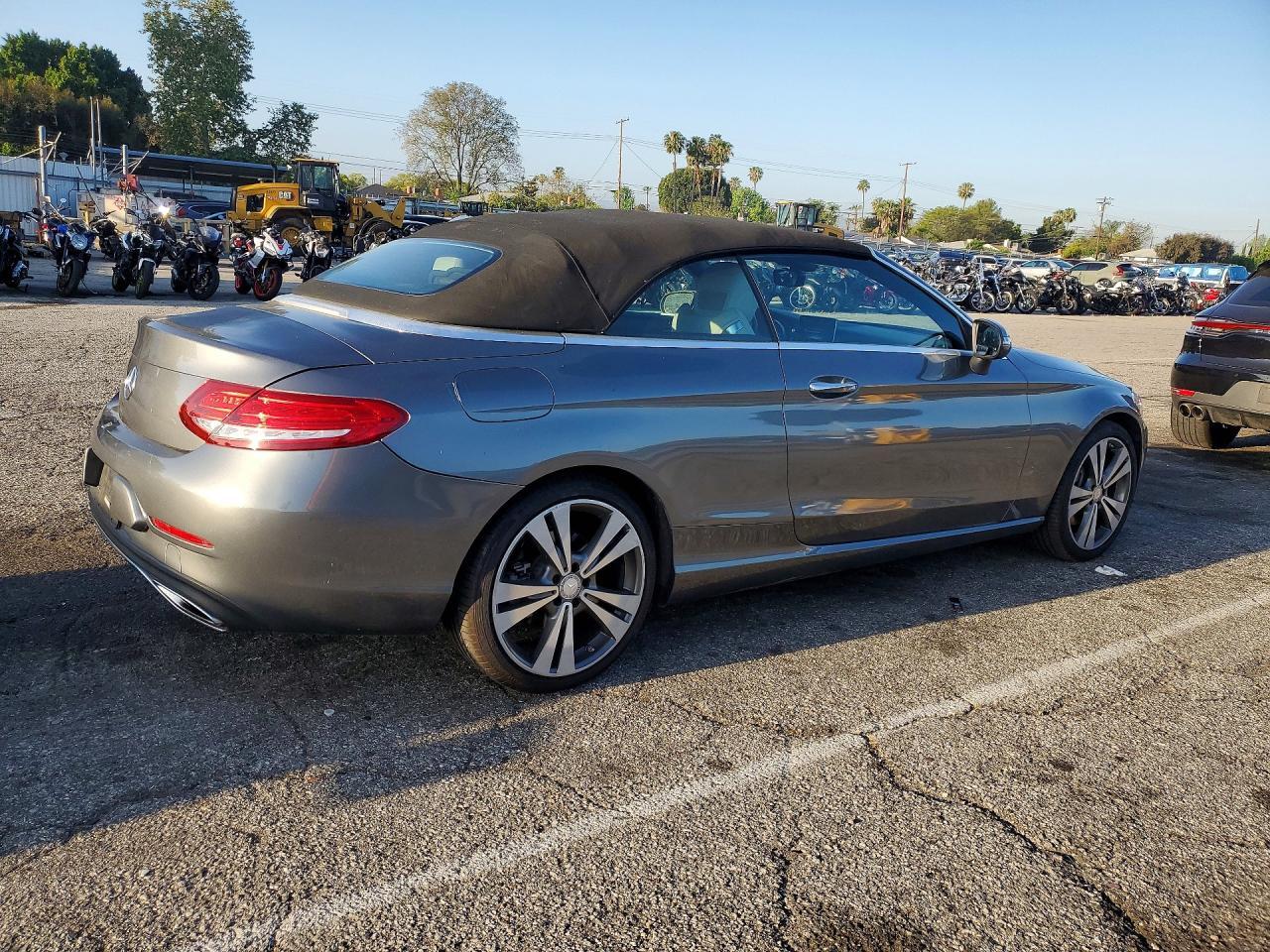 2017 Mercedes-Benz C 300 - Image 3