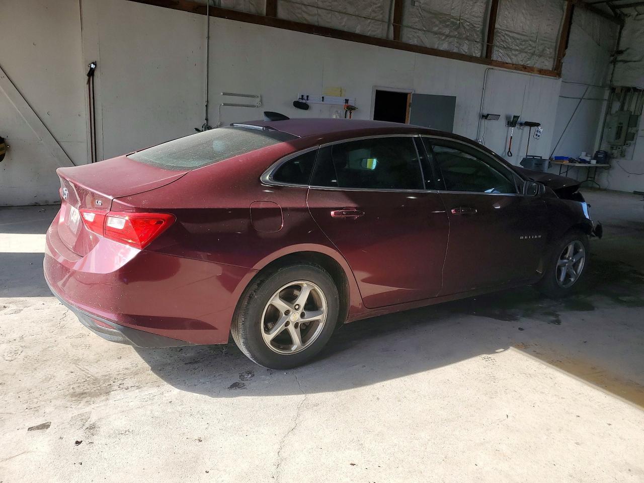 2016 Chevrolet Malibu Ls - Фото 3