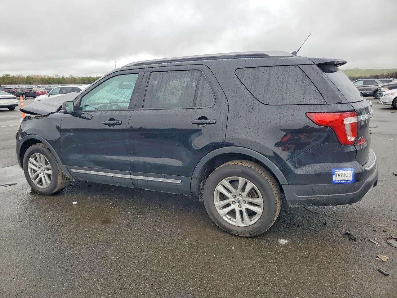 2018 Ford Explorer Xlt - Image 2