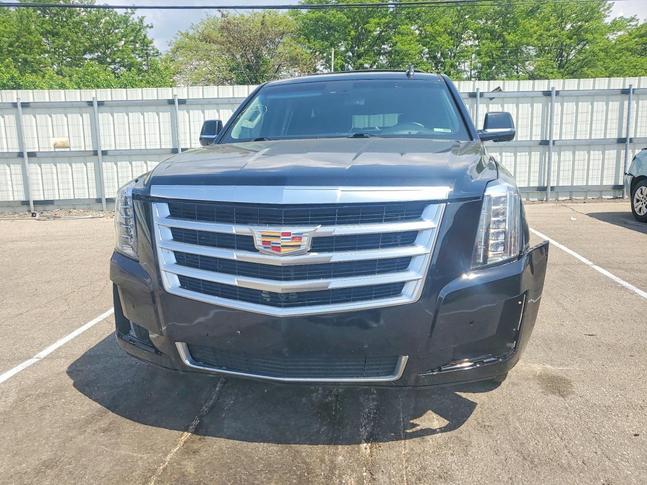 2015 Cadillac Escalade Esv Luxury - Image 5
