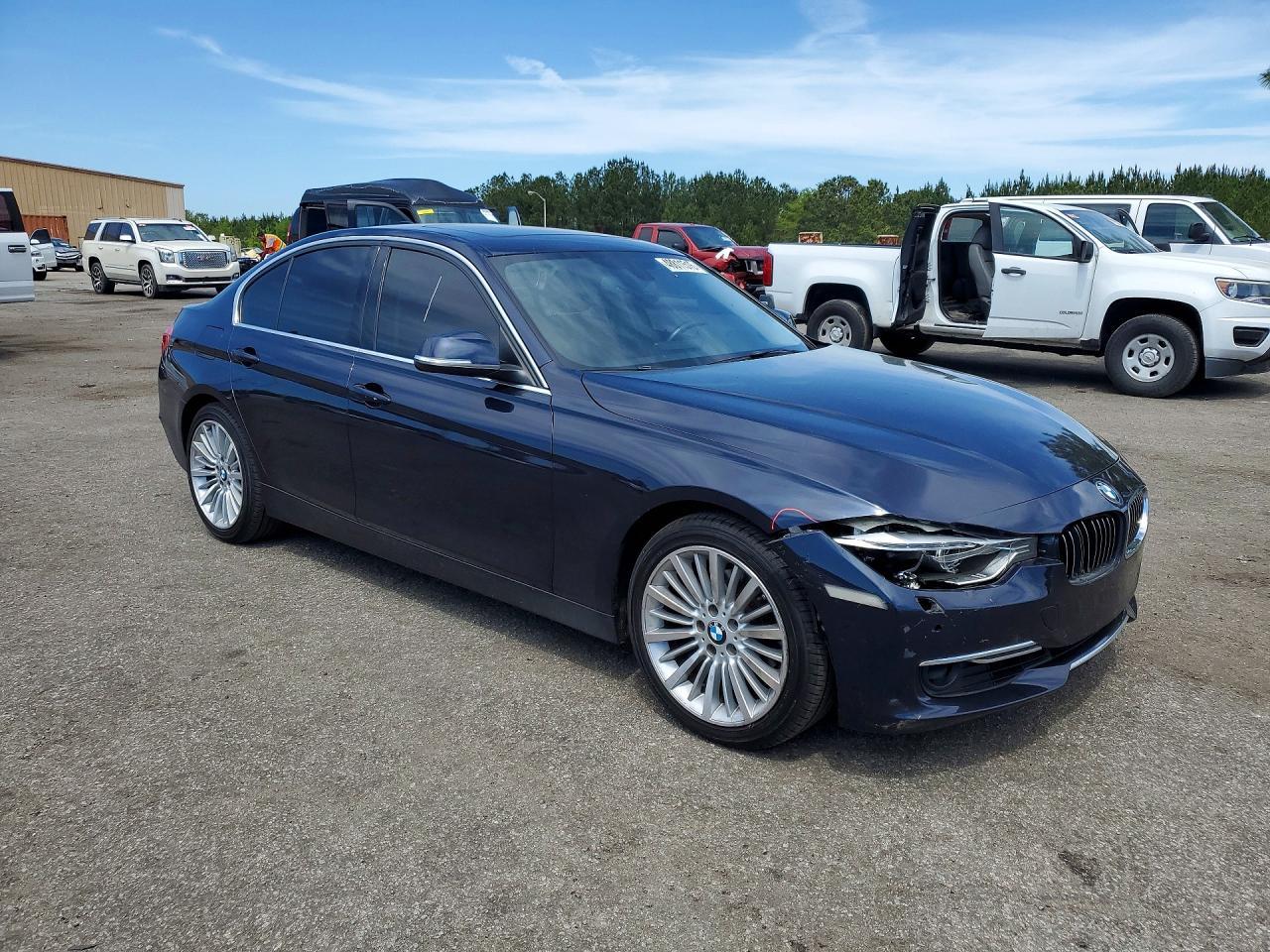 2015 BMW 328 Xi - Image 4