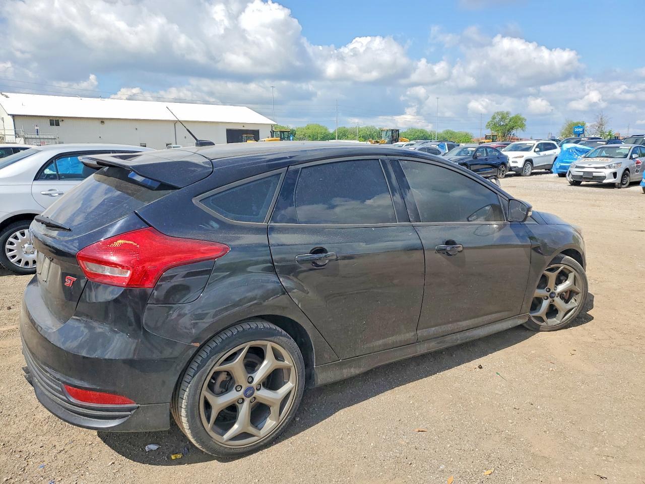 2017 Ford Focus St - Фото 3