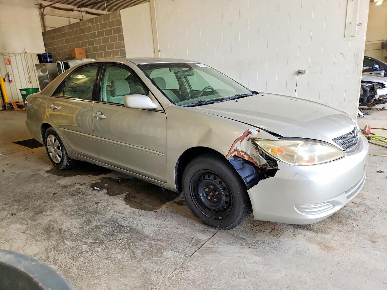 2003 Toyota Camry Le - Фото 4