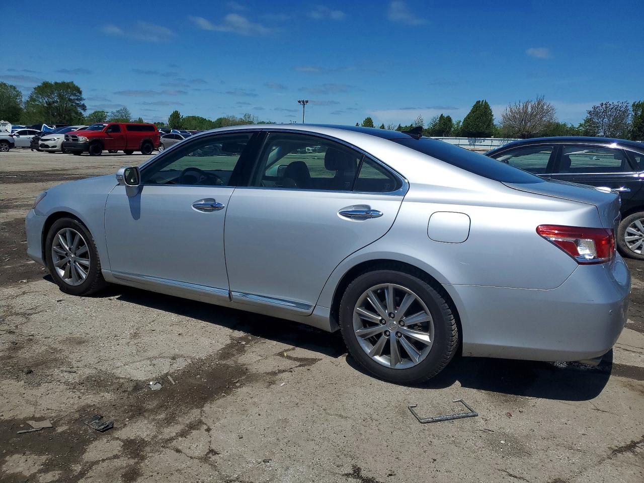 2011 Lexus Es 350 - Image 2