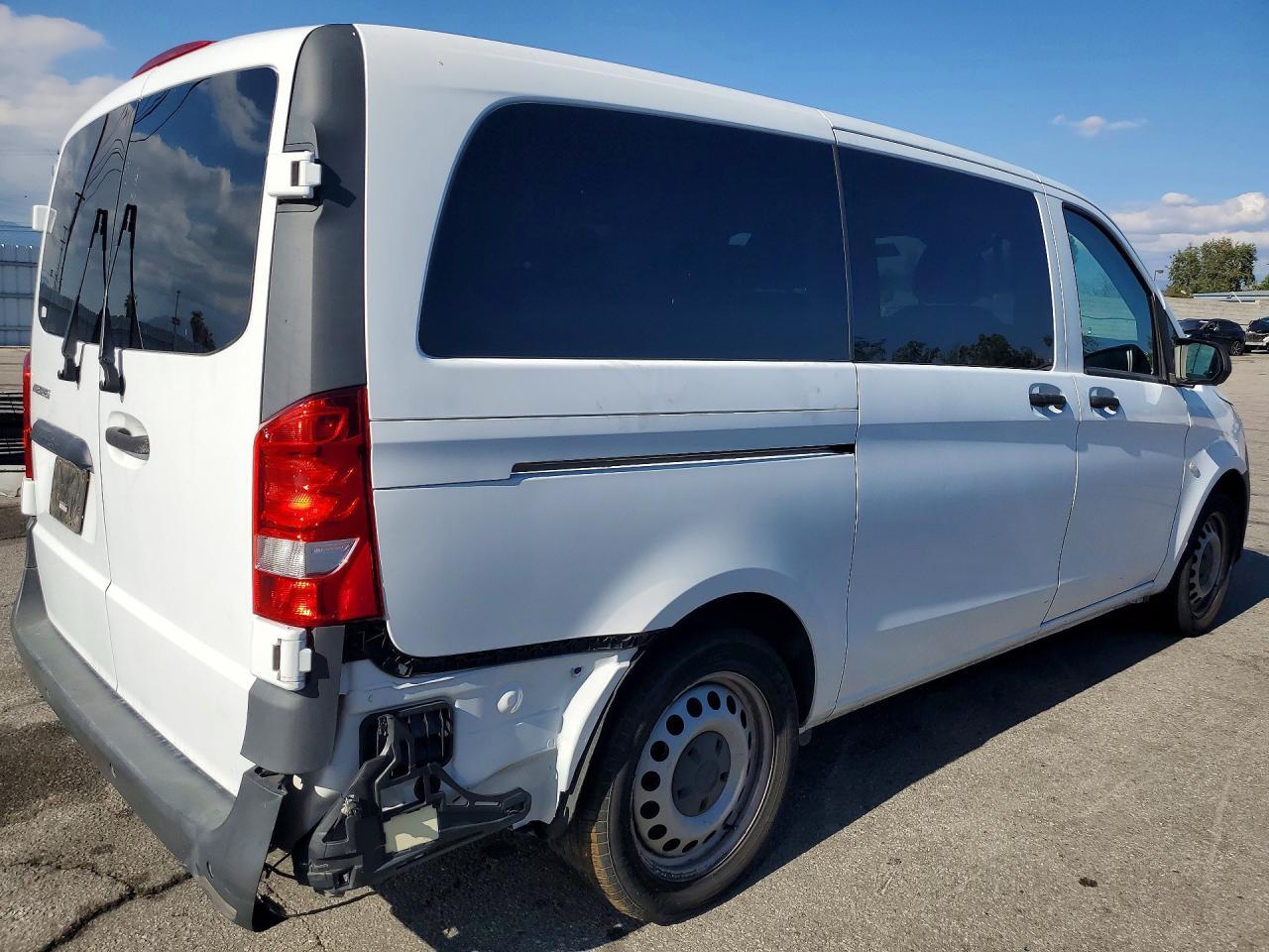 2019 Mercedes Benz Metris - Image 3