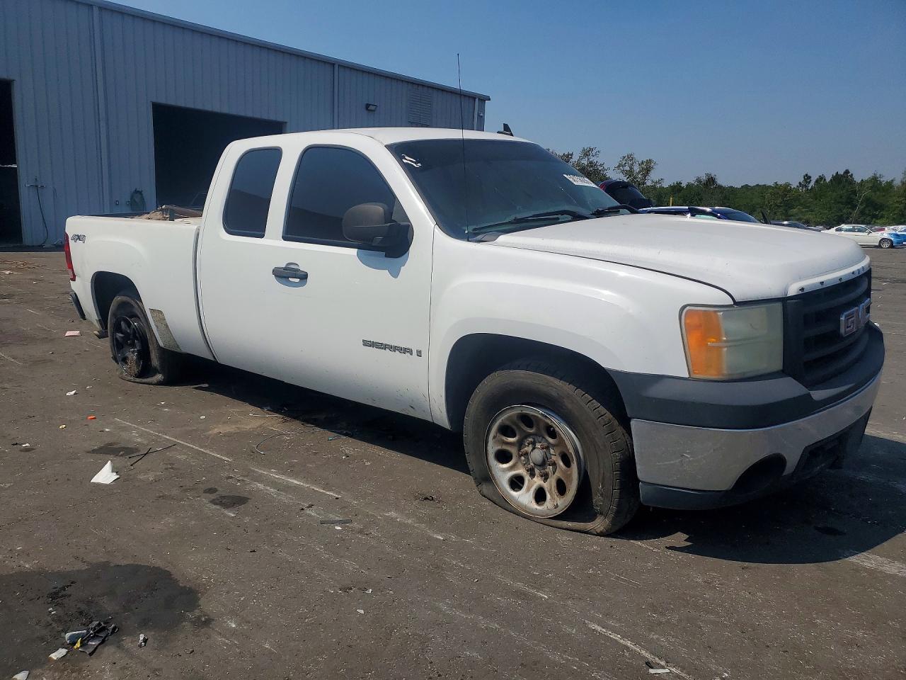 2008 GMC Sierra K1500 - Image 4