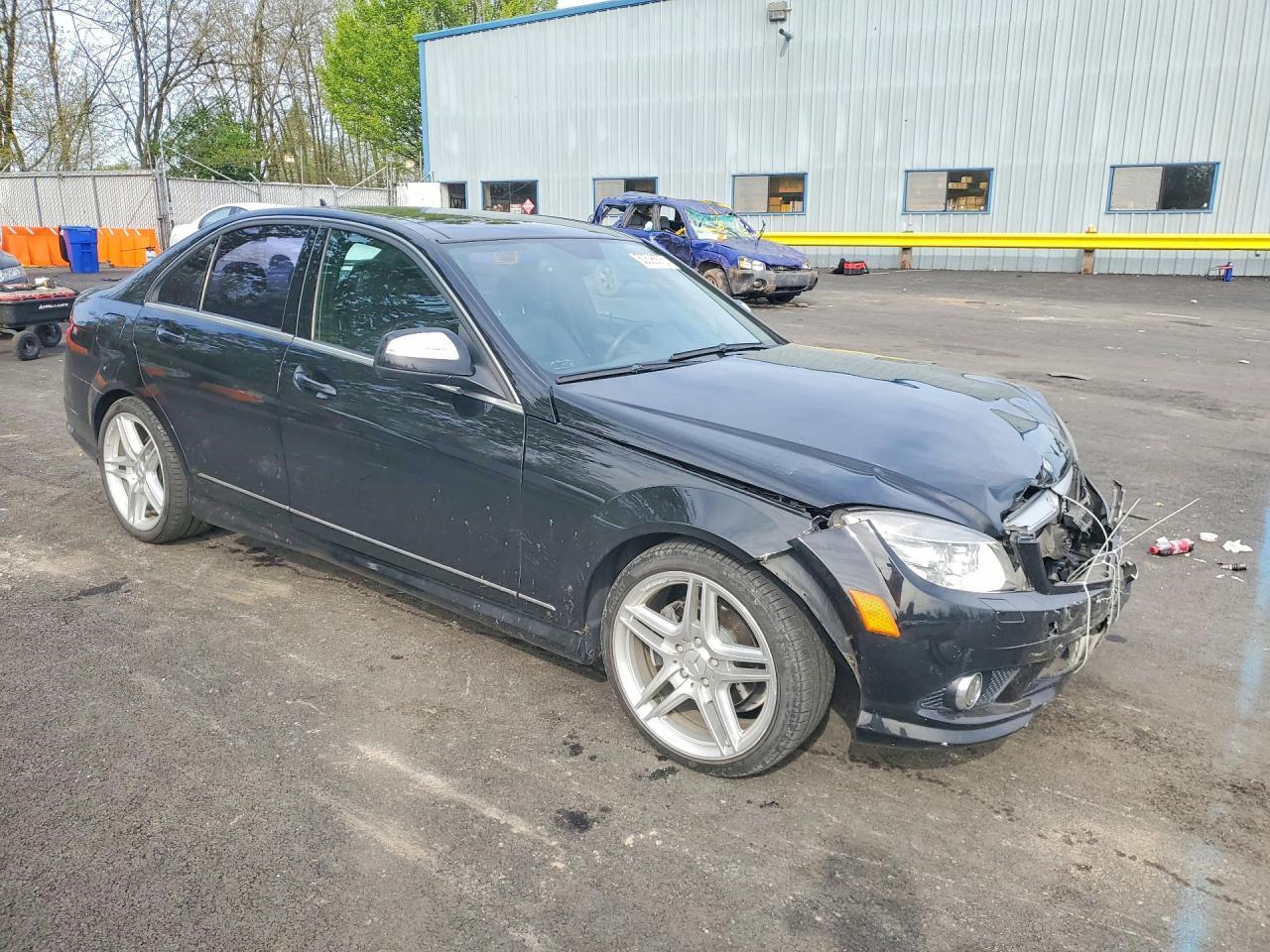 2009 Mercedes-Benz C 300 - Фото 4