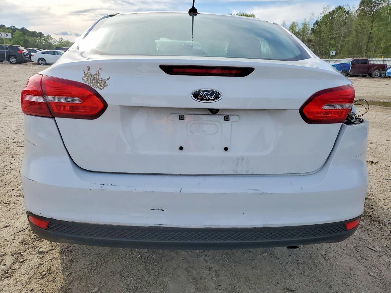 2016 Ford Focus S - Image 6
