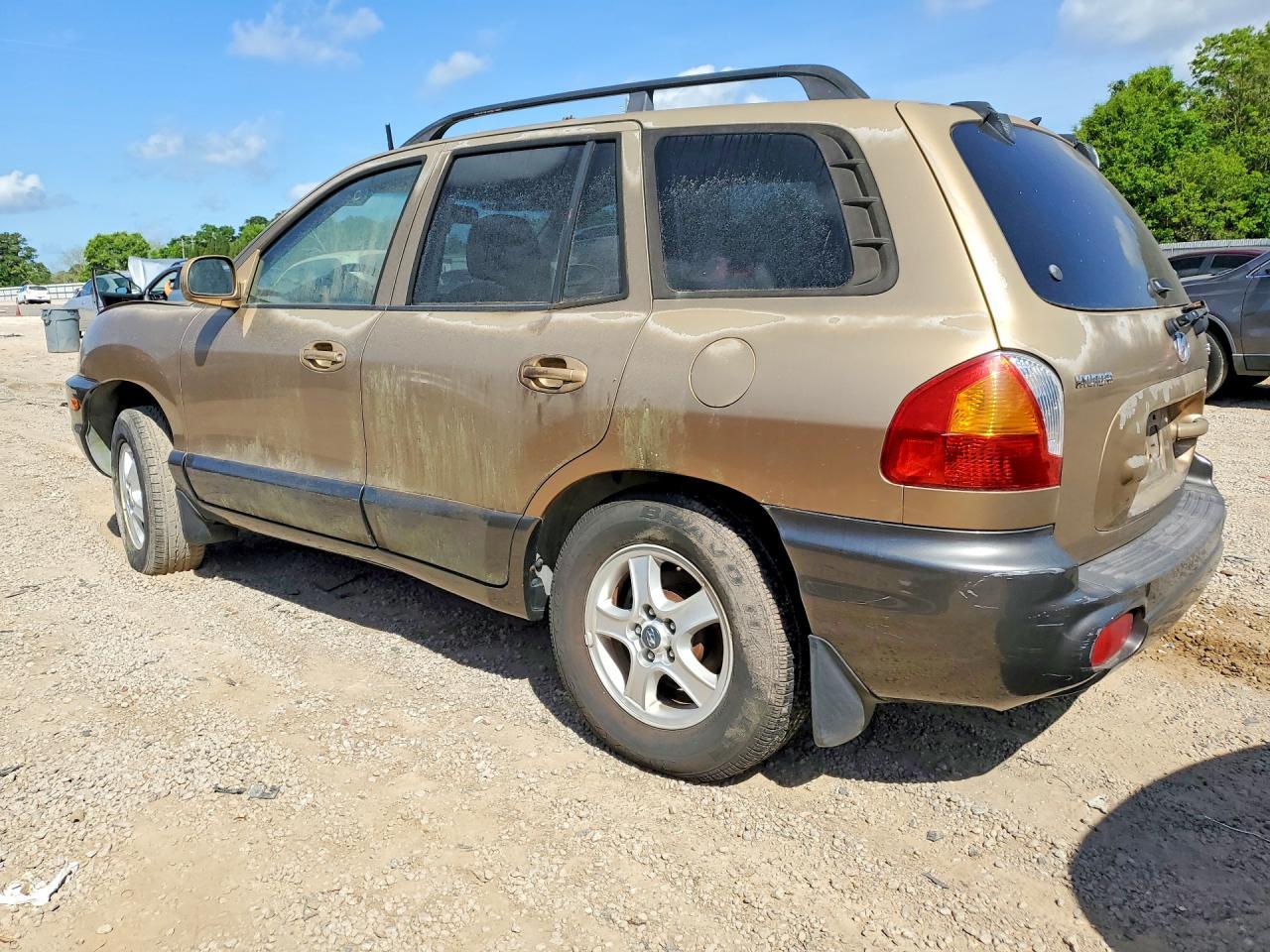 2003 Hyundai Santa Fe - Image 2