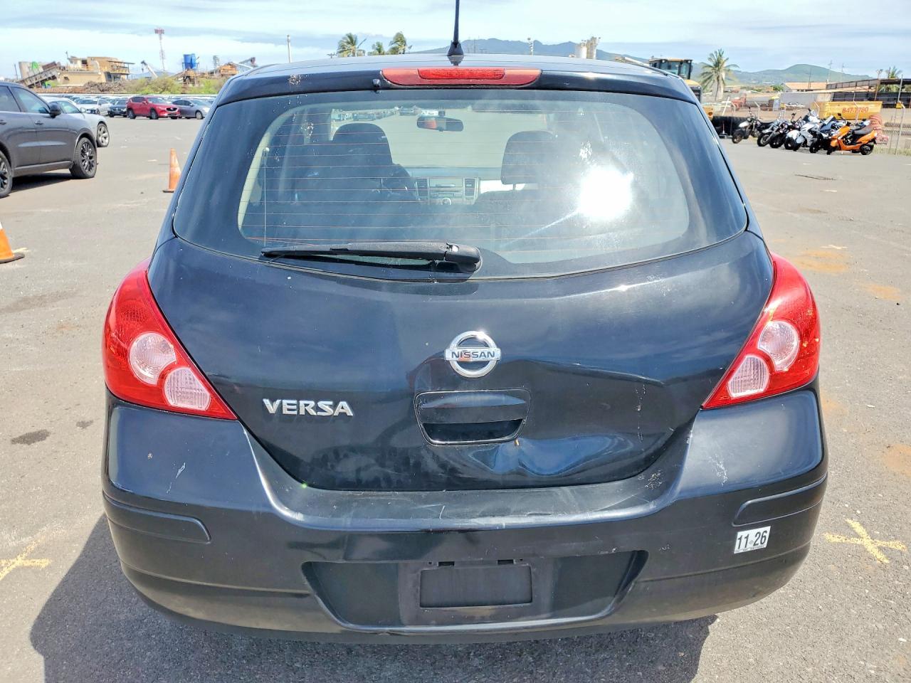 2012 Nissan Versa 1.8 S - Фото 6