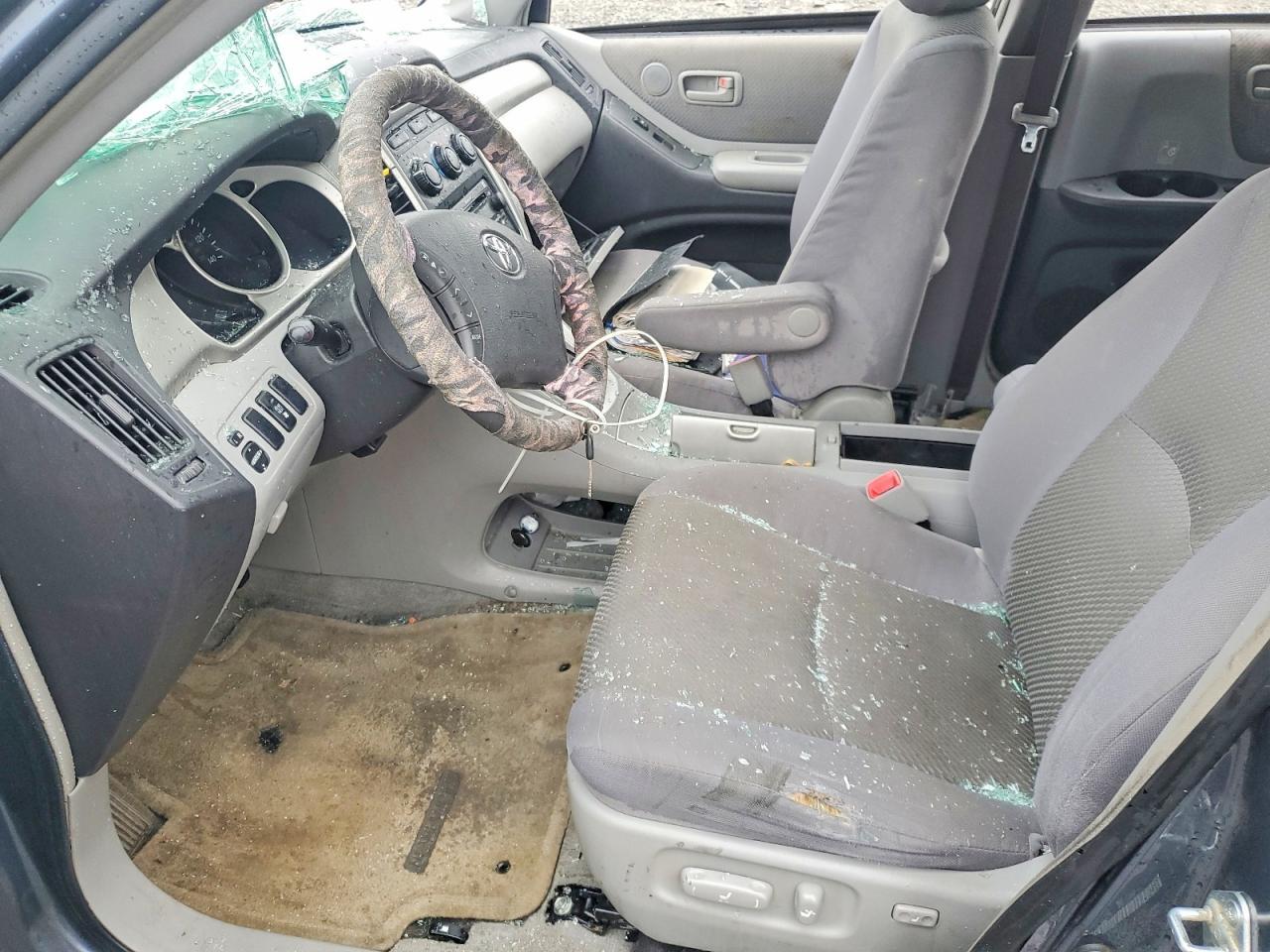 2004 Toyota Highlander Base - Image 7