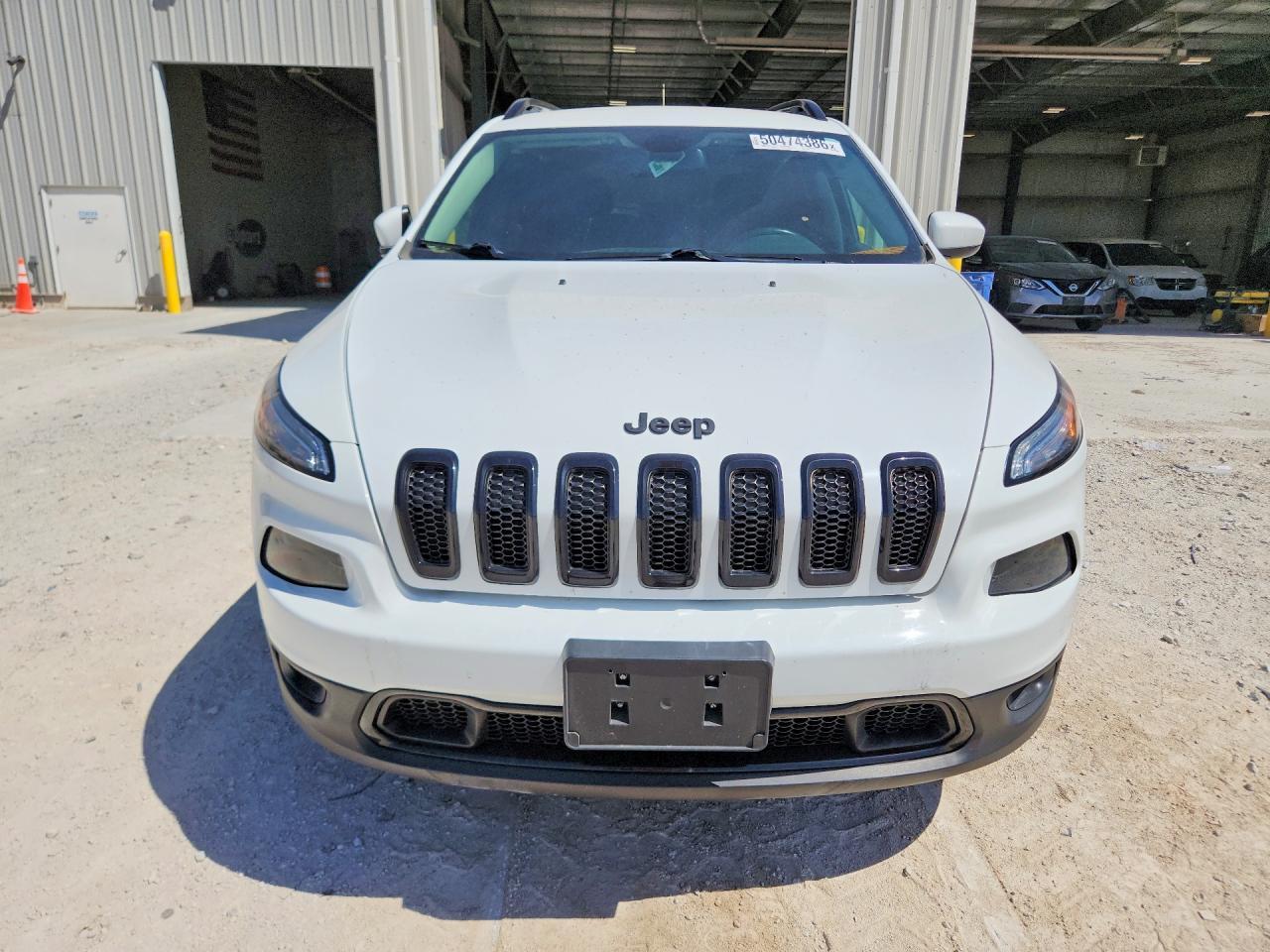 2016 Jeep Cherokee Latitude - Фото 5