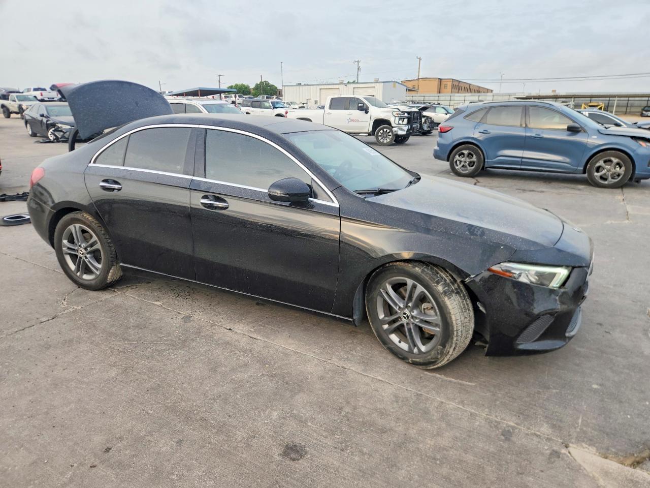 2020 Mercedes Benz A 220 4Matic - Фото 4