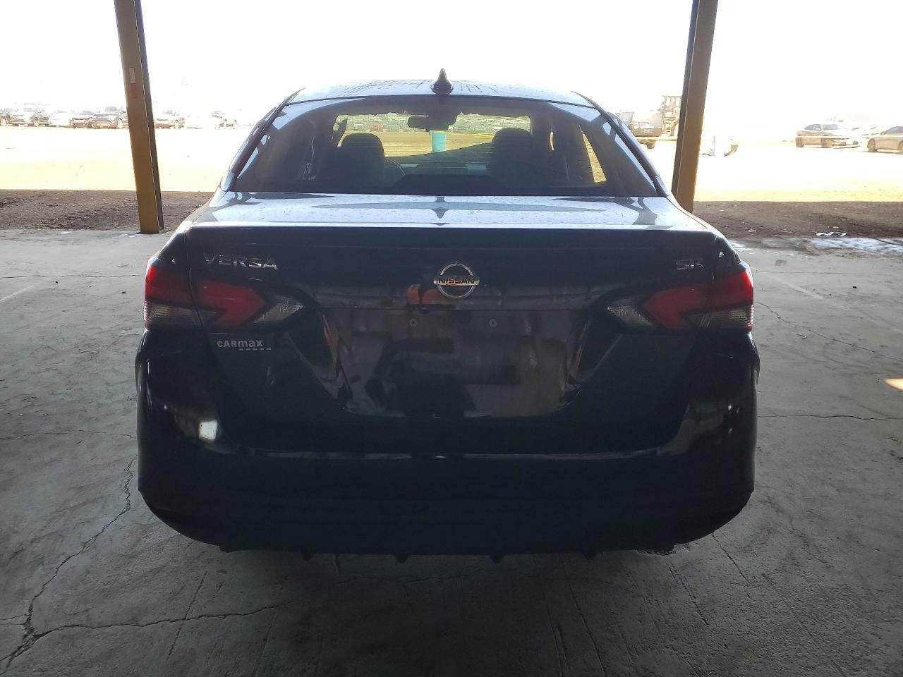 2021 Nissan Versa Sr - Фото 6