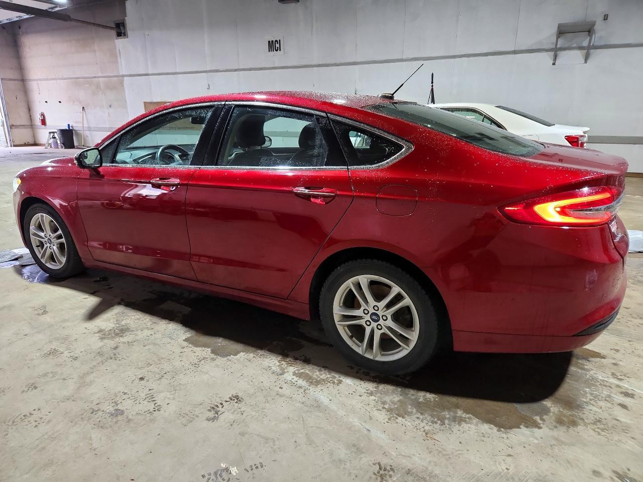 2018 Ford Fusion Se - Фото 2