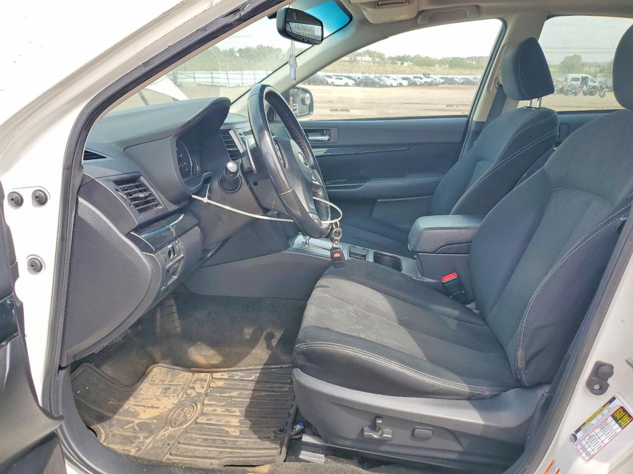 2013 Subaru Legacy 2.5I Premium - Фото 7