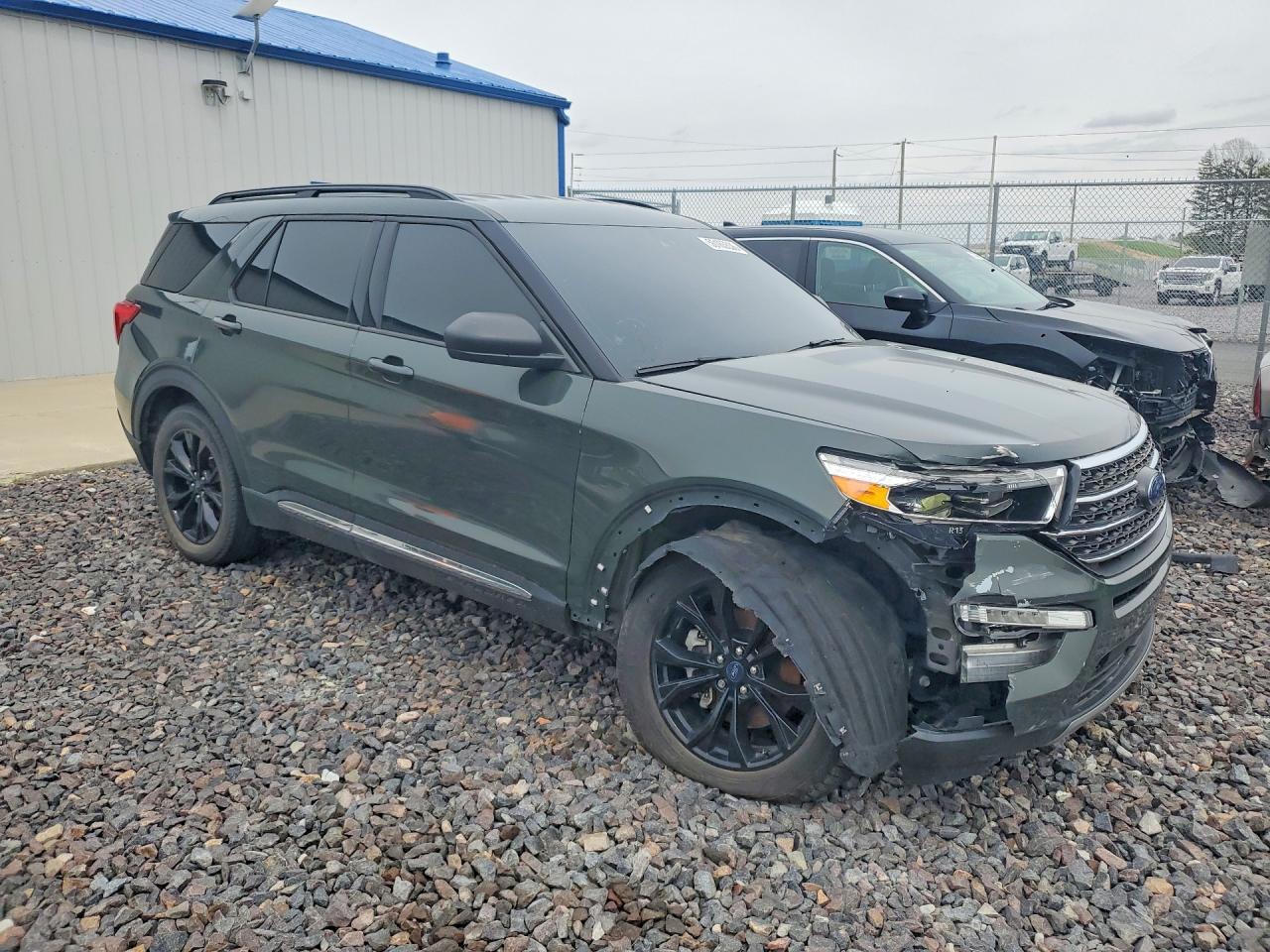 2022 Ford Explorer Xlt - Image 4