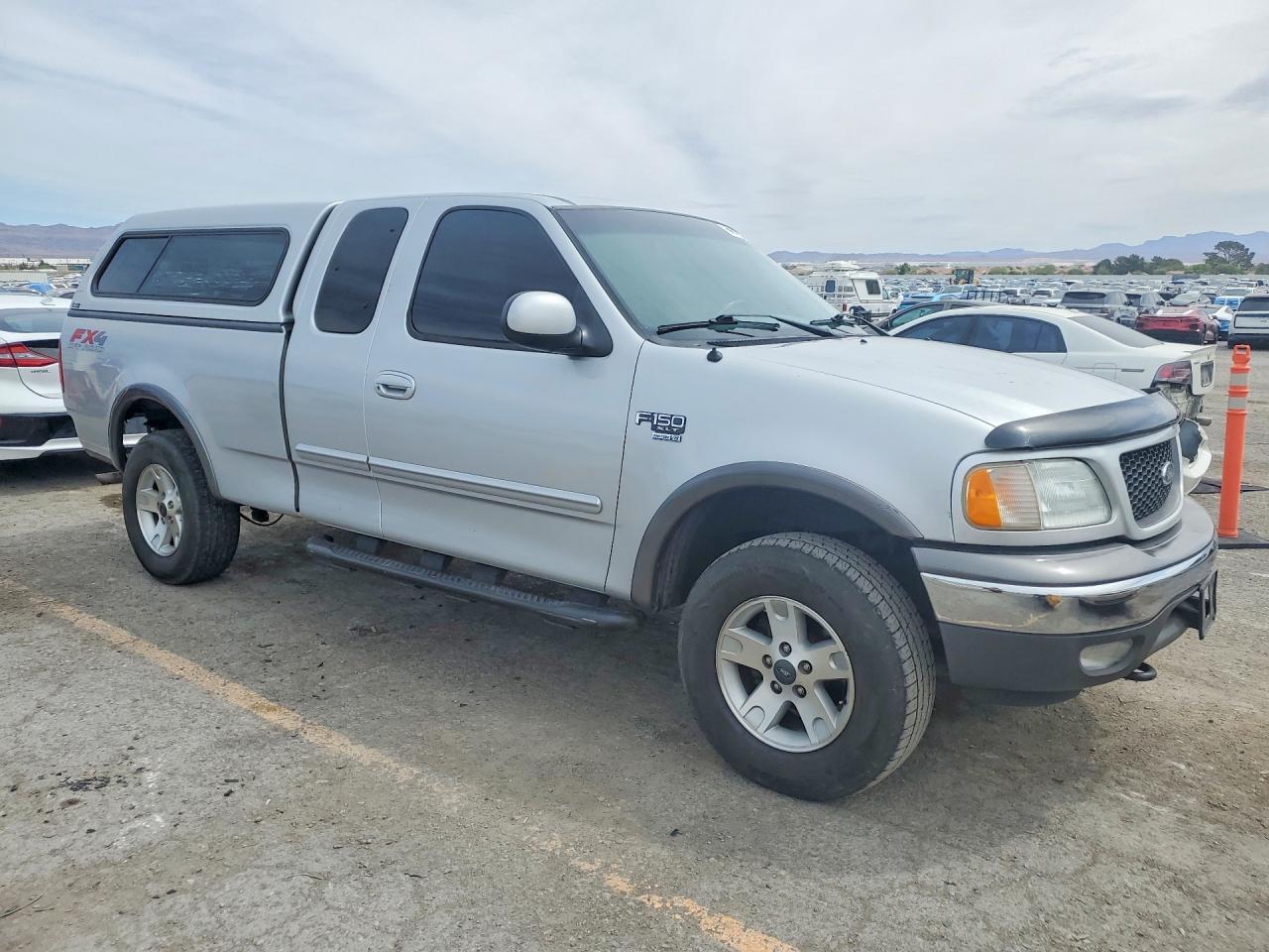 2002 Ford F150 - Image 4
