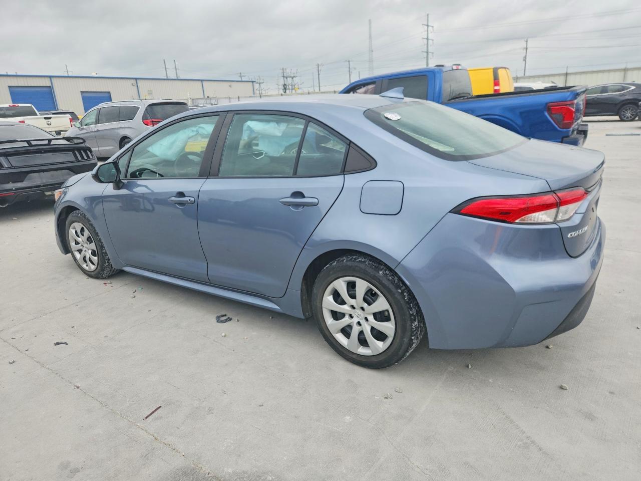 2023 Toyota Corolla Le - Фото 2