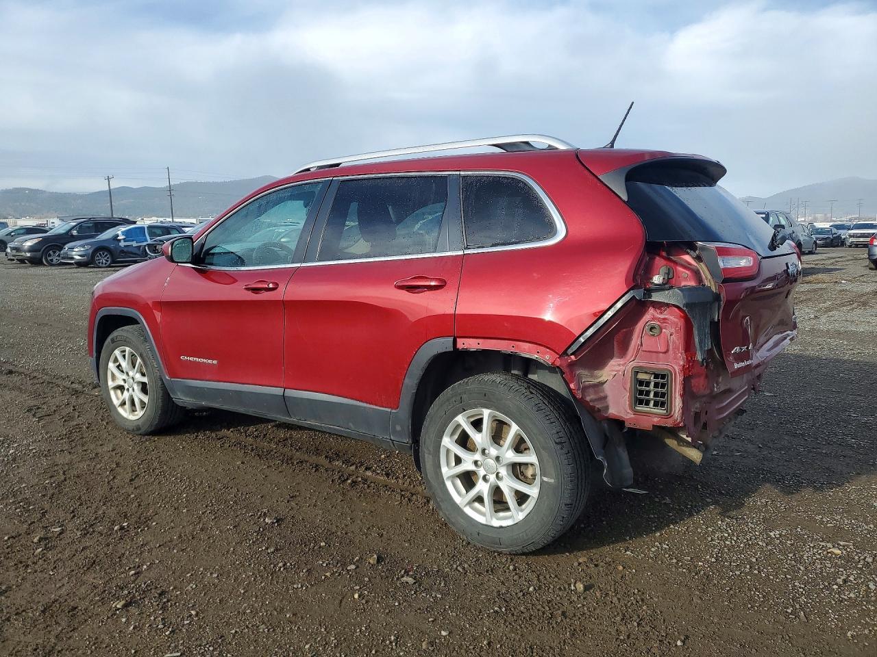 2015 Jeep Cherokee Latitude - Фото 2