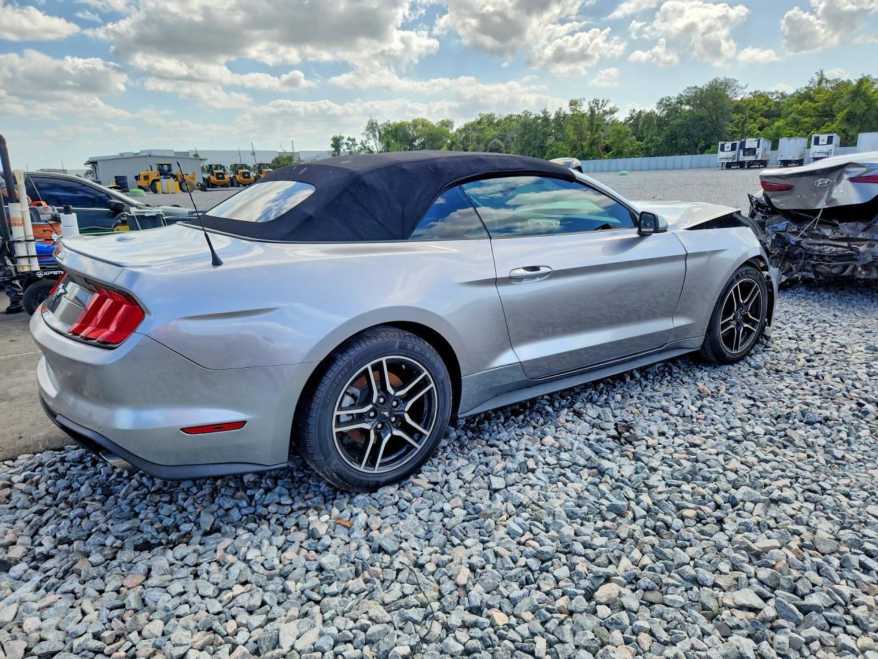 2023 Ford Mustang - Image 3