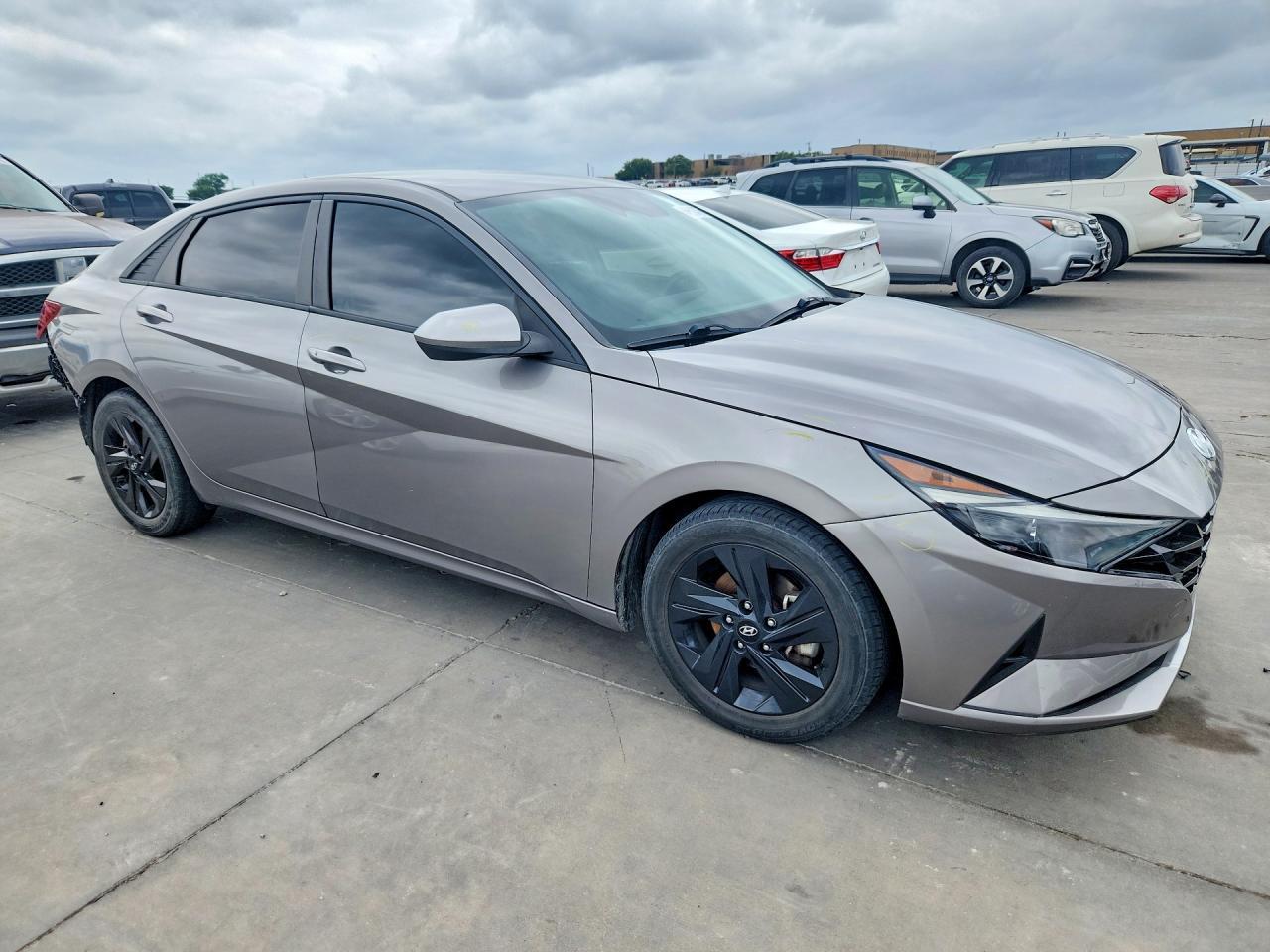 2021 Hyundai Elantra Sel - Фото 4