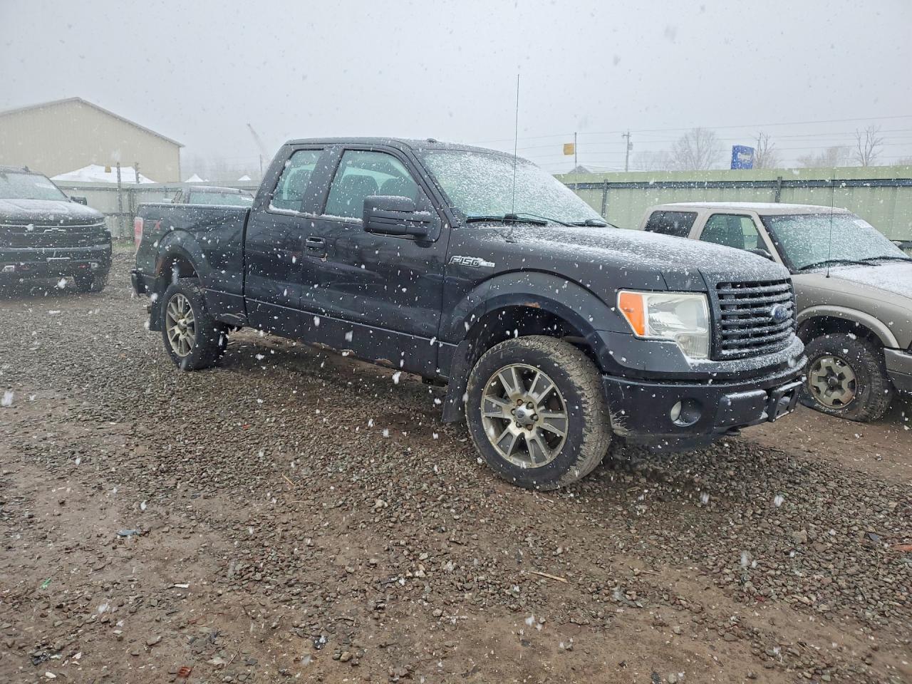2014 Ford F150 Super Cab - Image 4