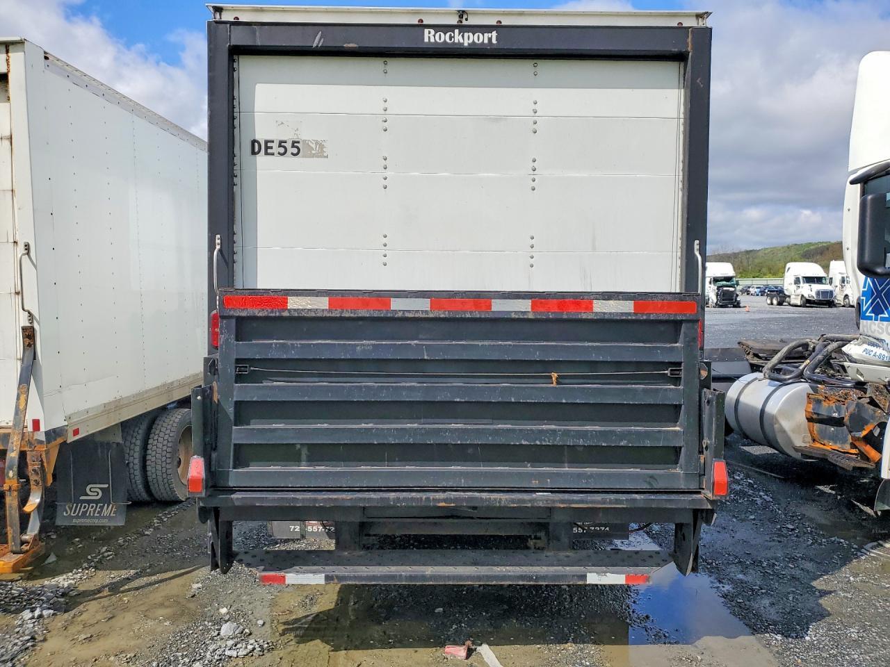 2019 Ford E350 Box Truck - Image 6