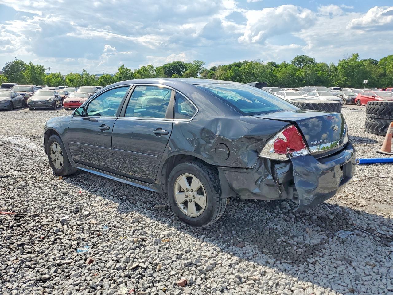 2011 Chevrolet Impala Lt - Фото 2