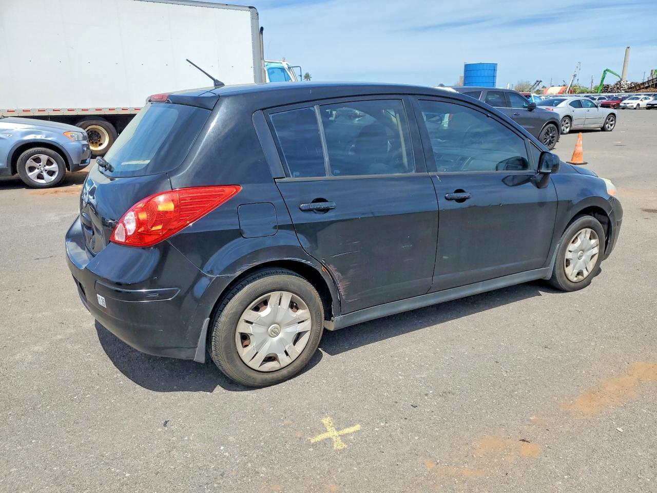2012 Nissan Versa 1.8 S - Фото 3