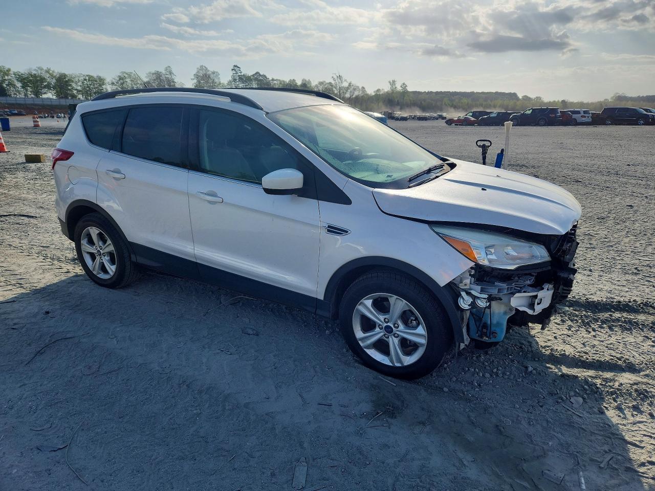 2016 Ford Escape Se - Фото 4