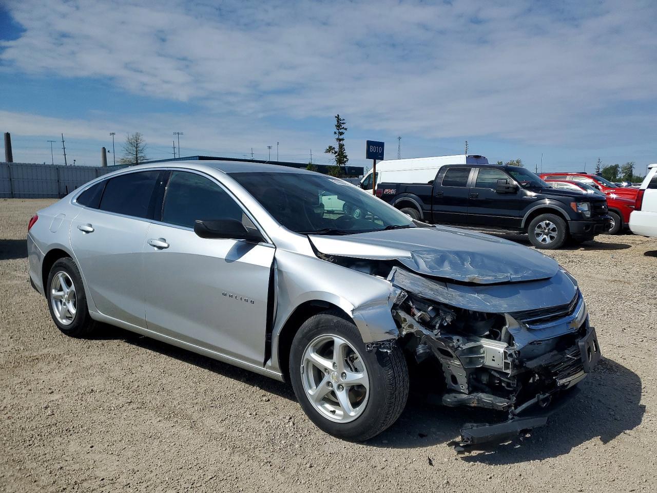 2016 Chevrolet Malibu Ls - Фото 4