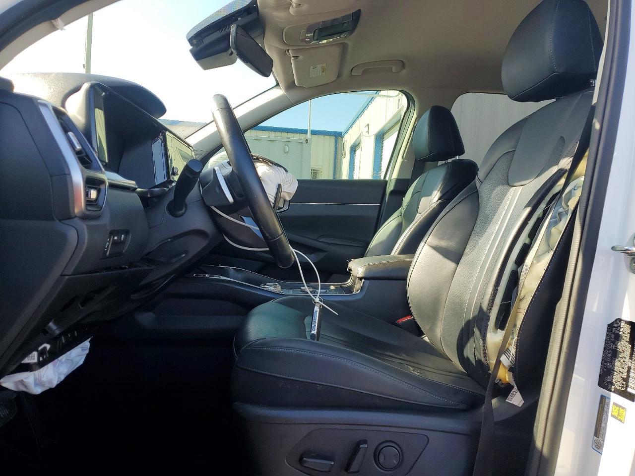 2022 Kia Sorento Hybrid S - Image 7