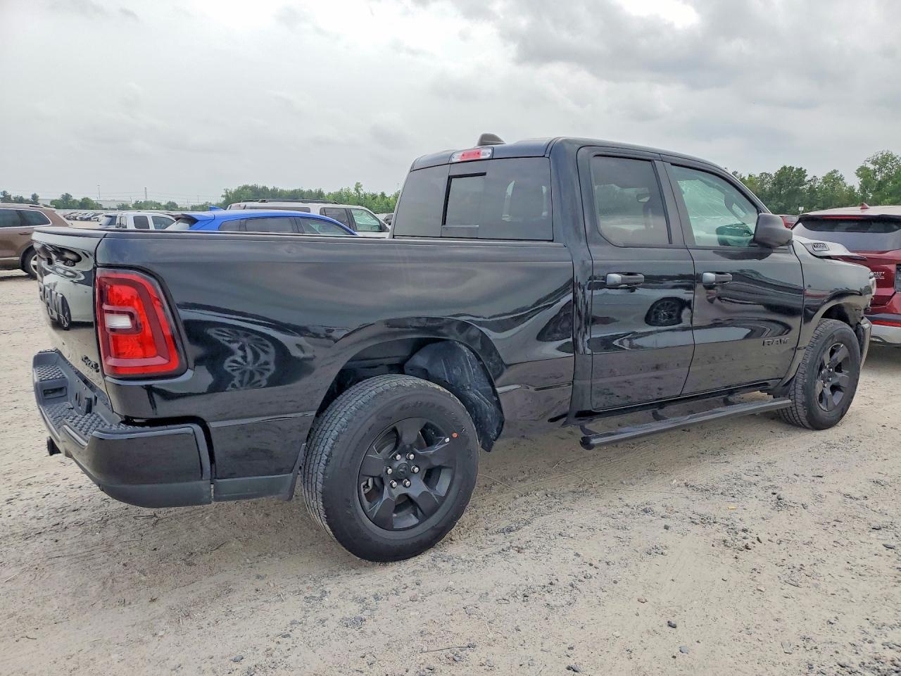 2025 Ram 1500 Tradesman - Image 3