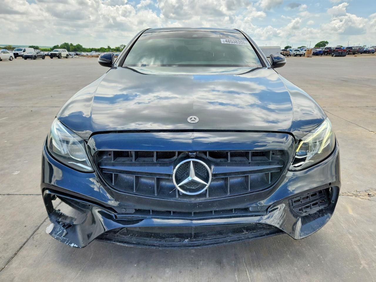 2018 Mercedes-Benz E 300 4Matic - Image 5
