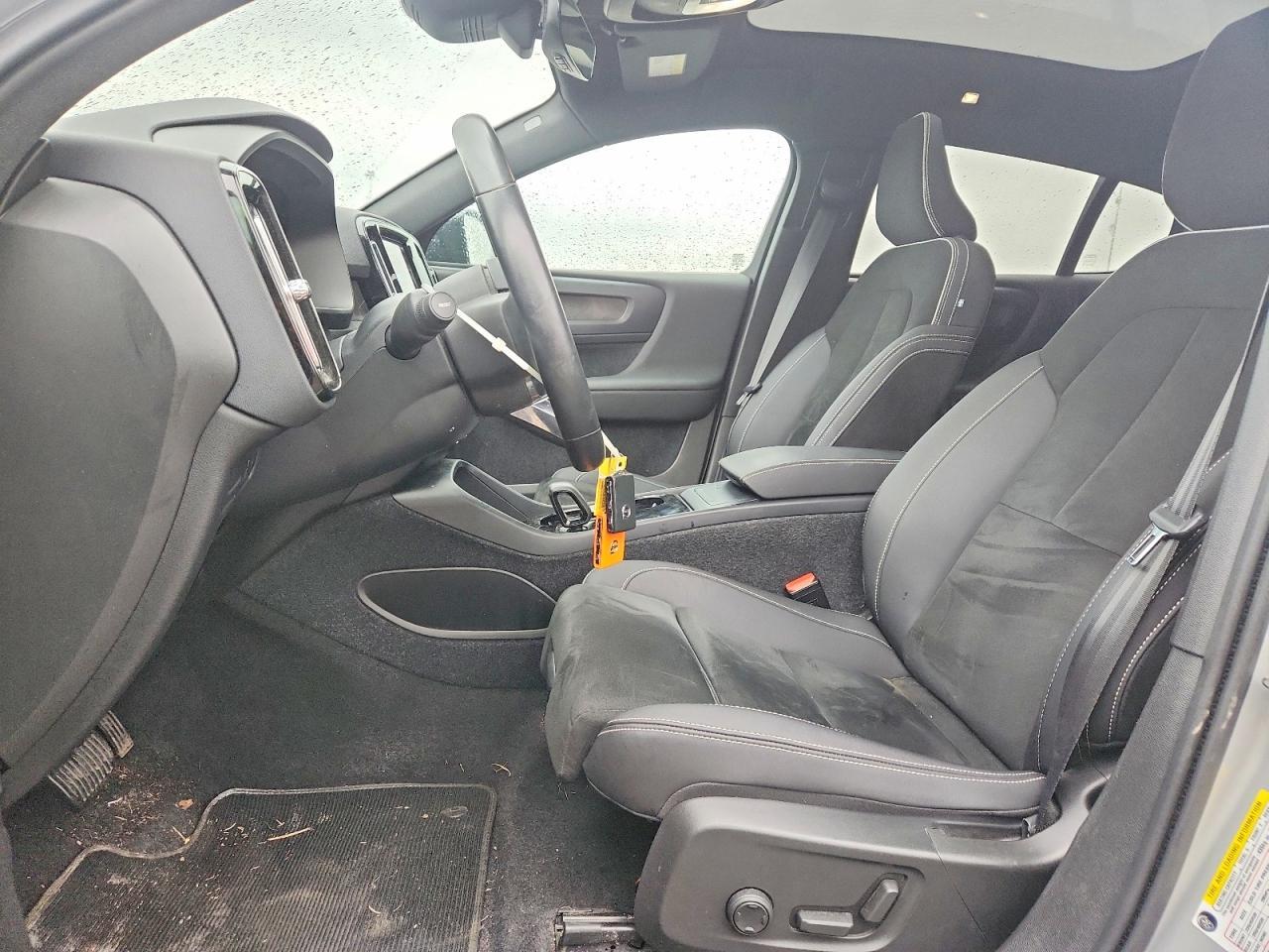 2022 Volvo C40 P8 Recharge Ultimate - Image 7