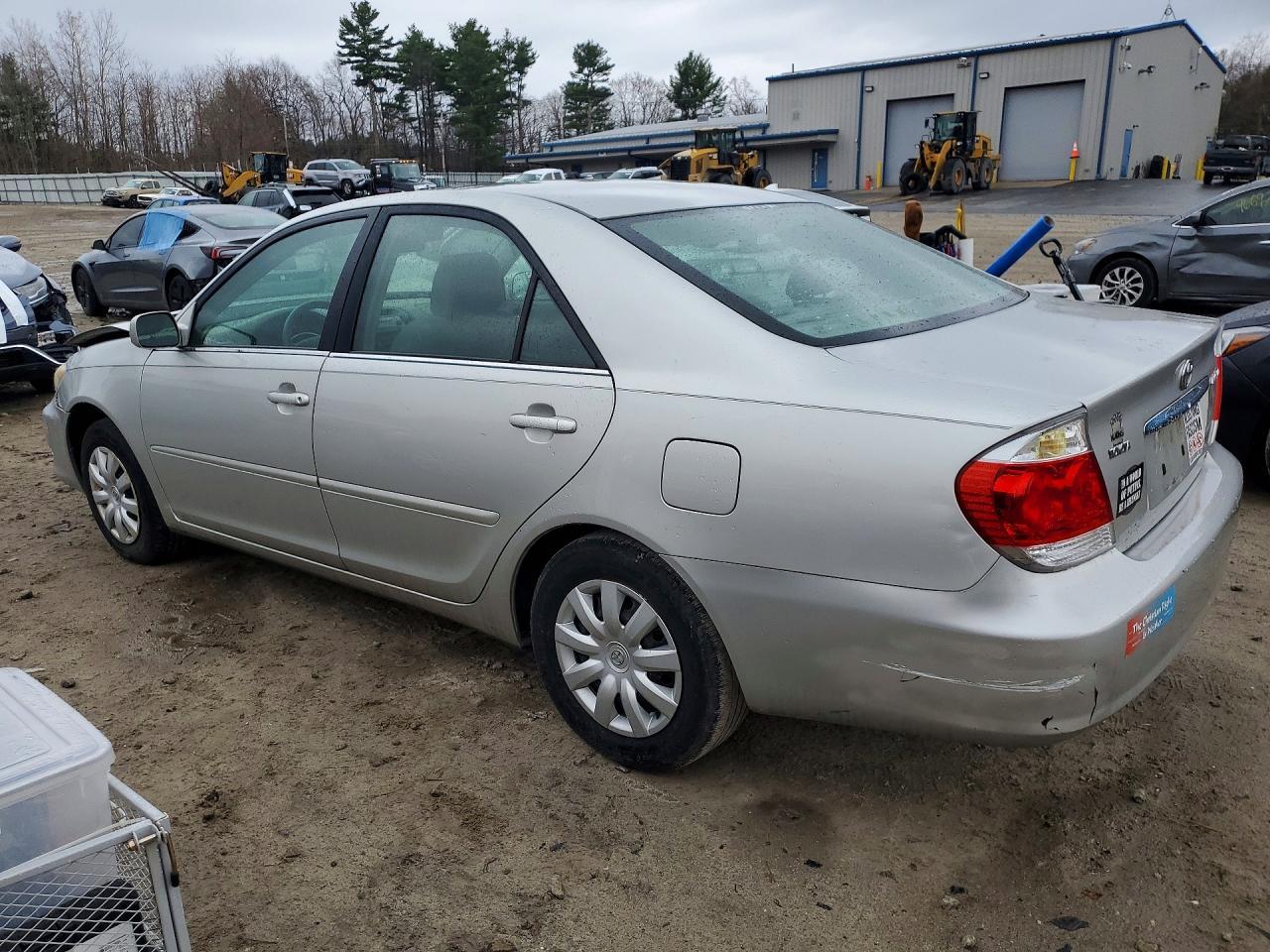 2006 Toyota Camry Le - Фото 2