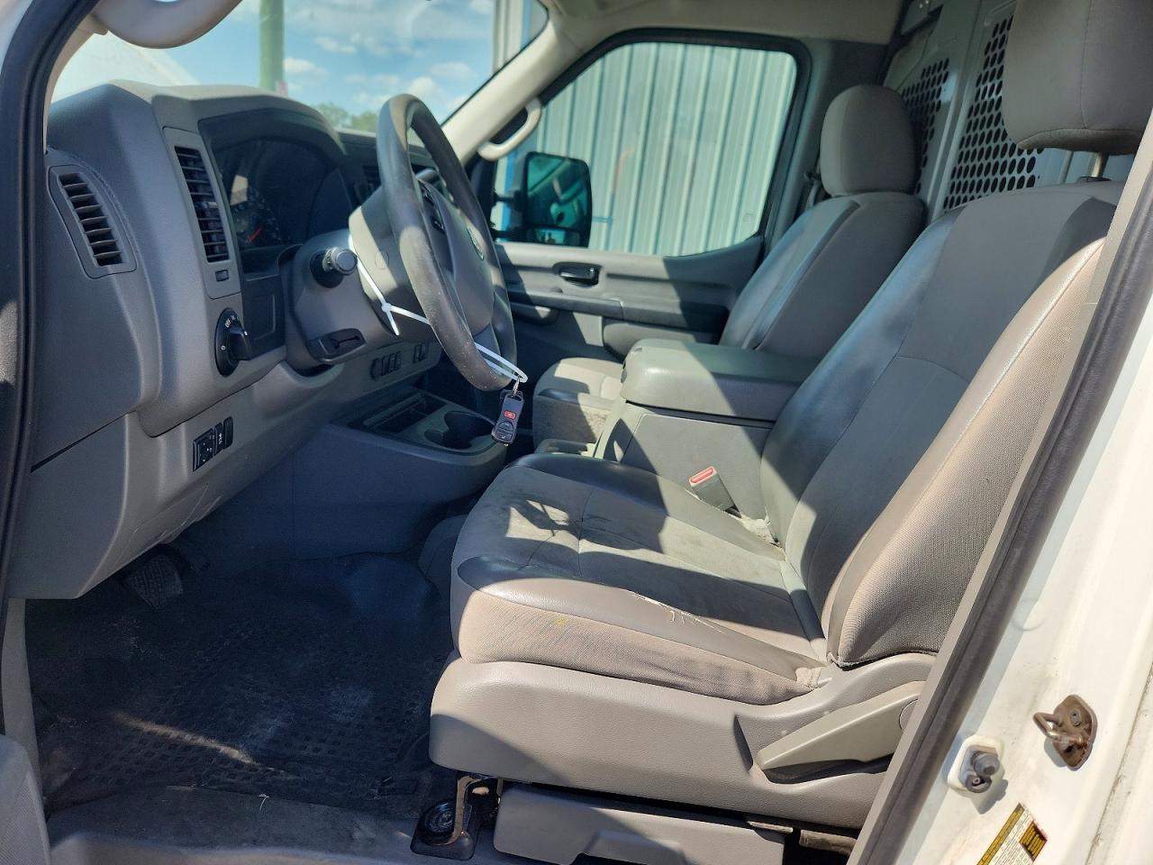 2015 Nissan Nv 3500 Hd Sv - Image 7
