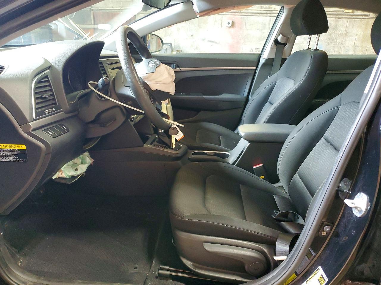 2018 Hyundai Elantra Se - Image 7