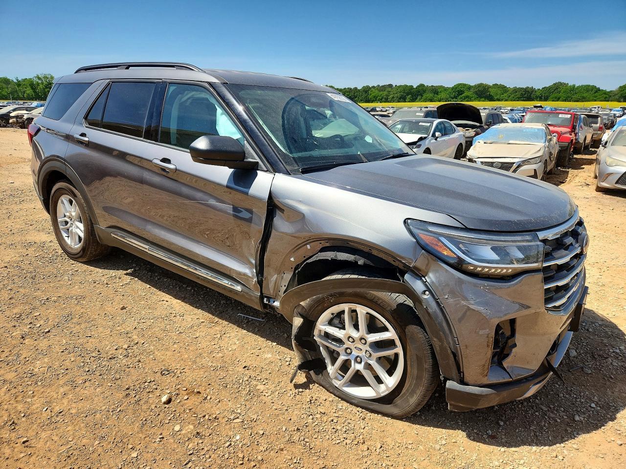 2025 Ford Explorer Active - Фото 4