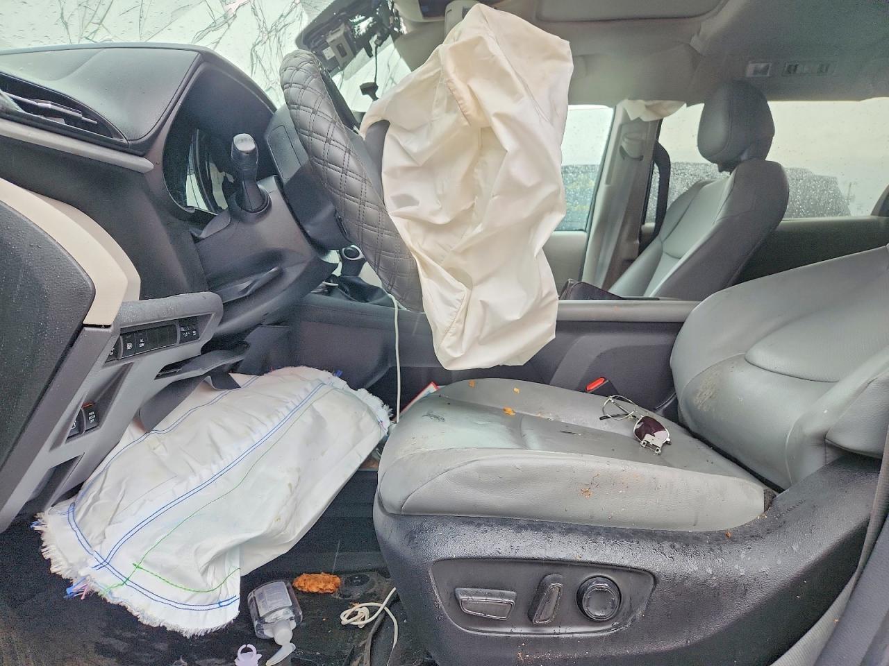 2024 Toyota Sienna Xle 7-Passenger - Image 7