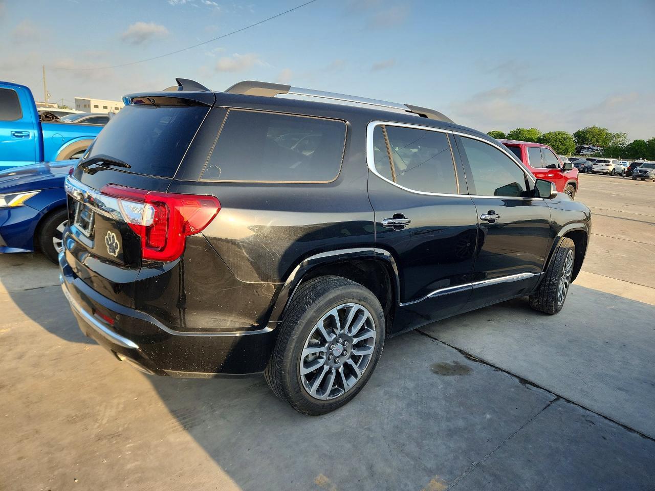 2021 GMC Acadia Denali - Фото 3
