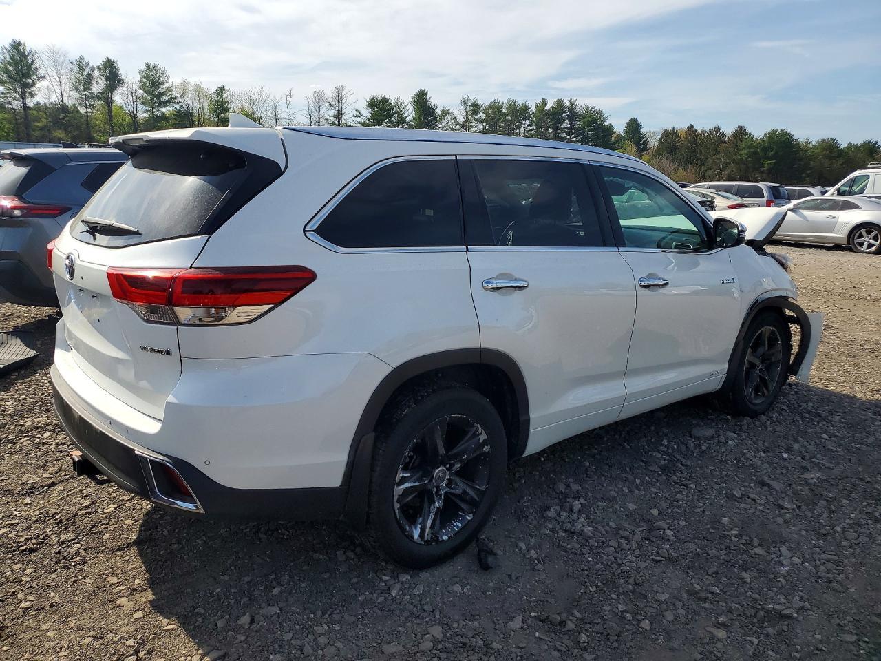 2019 Toyota Highlander Hybrid Limited - Фото 3