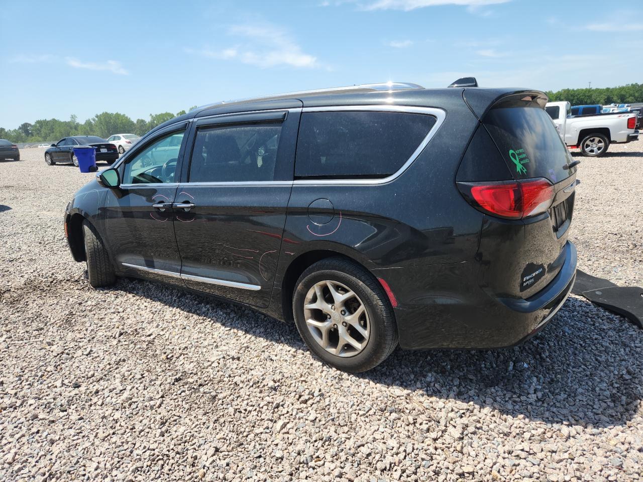 2018 Chrysler Pacifica Limited - Фото 2