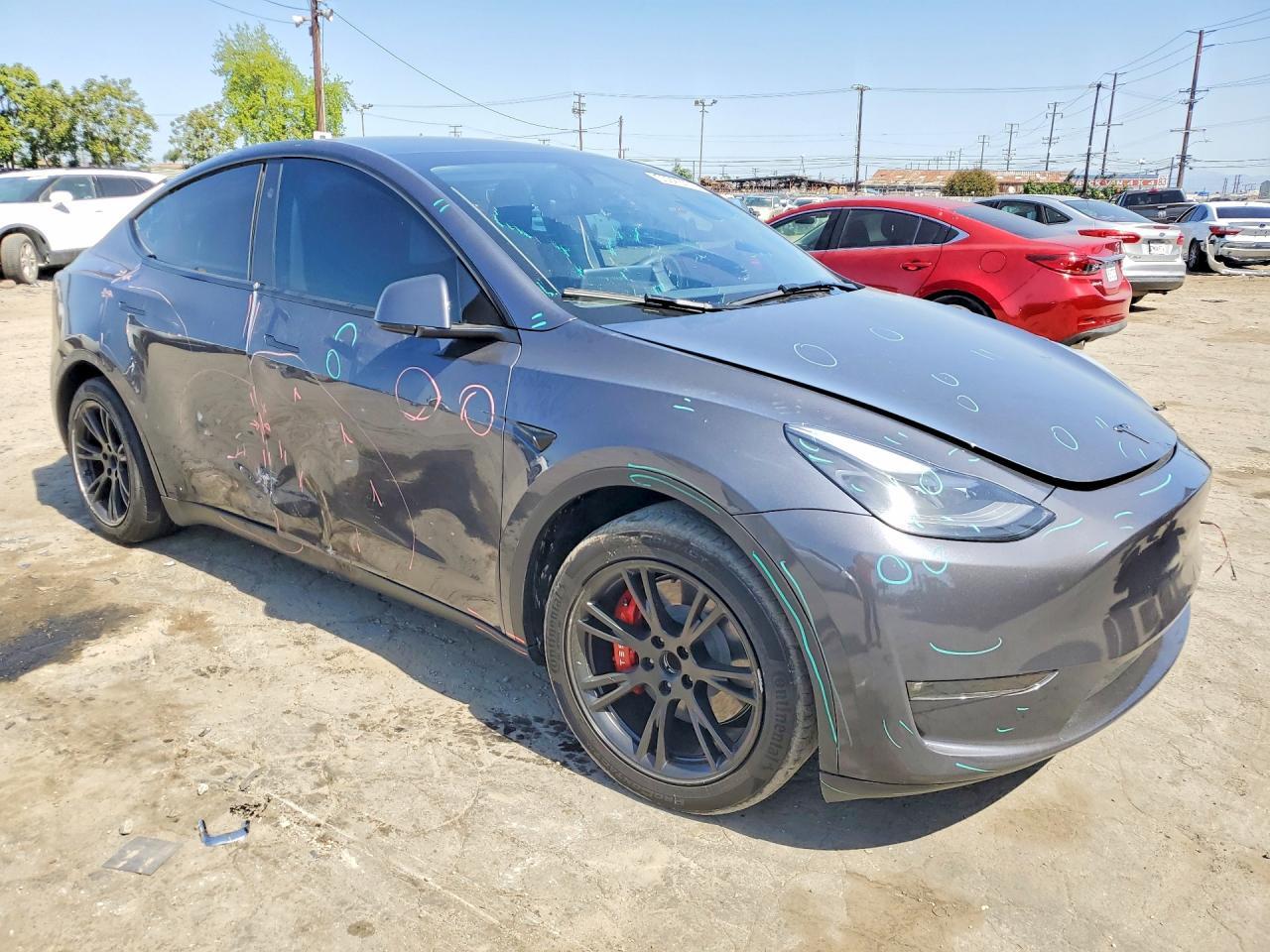 2023 Tesla Model Y - Фото 4