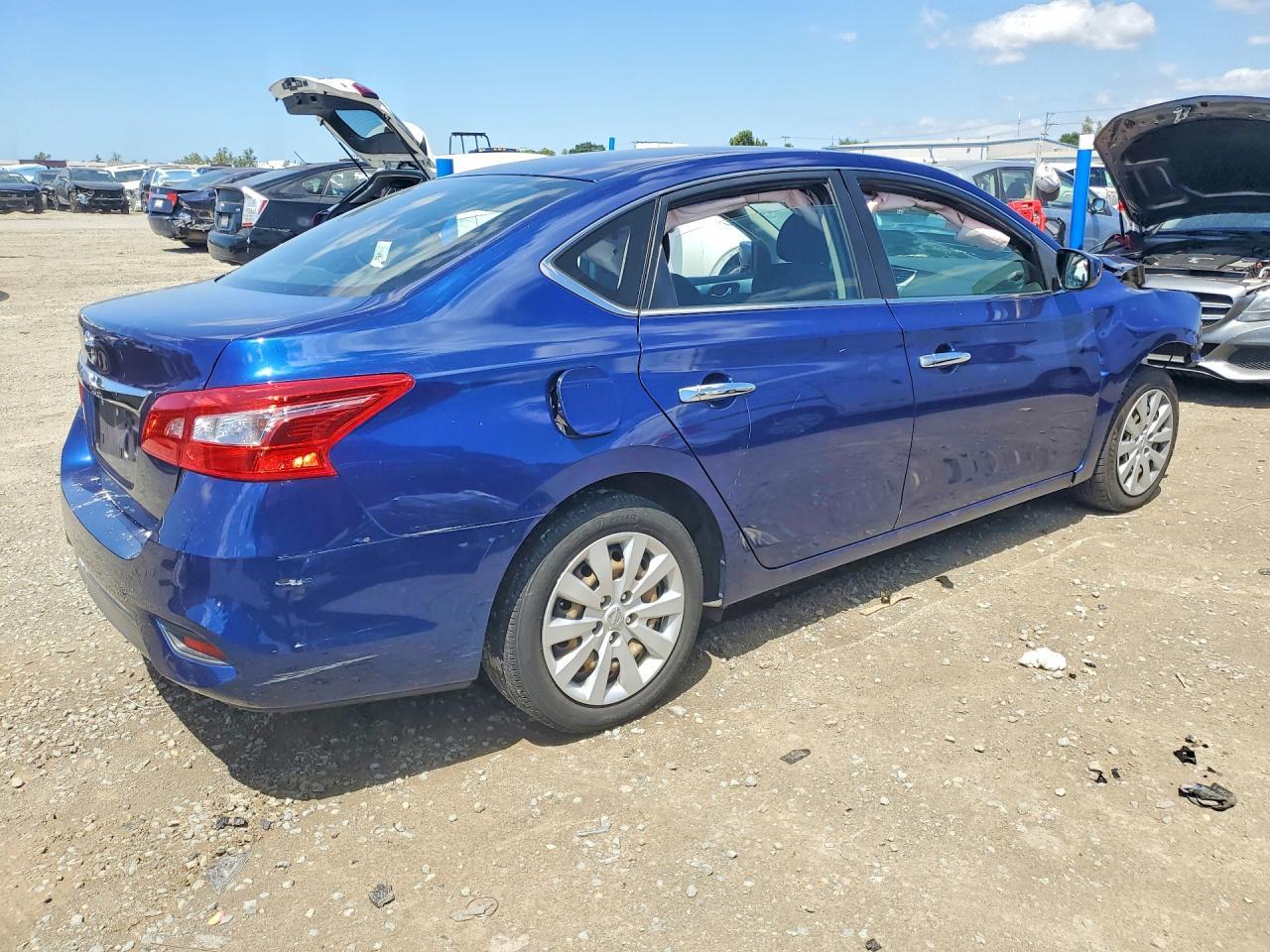 2018 Nissan Sentra S - Image 3